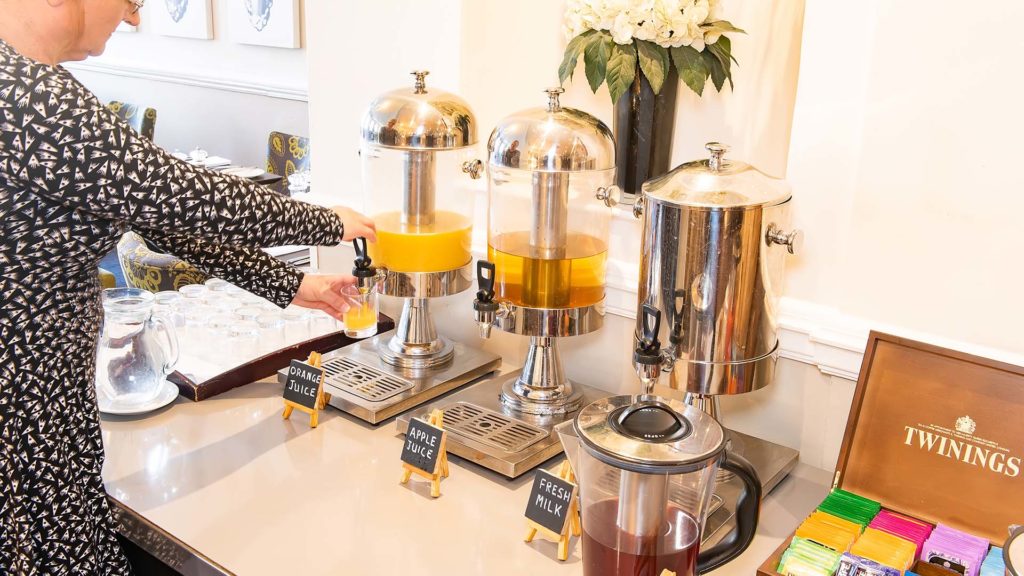 Mercure Sheffield Kenwood Hall Hotel &amp; Spa Breakfast