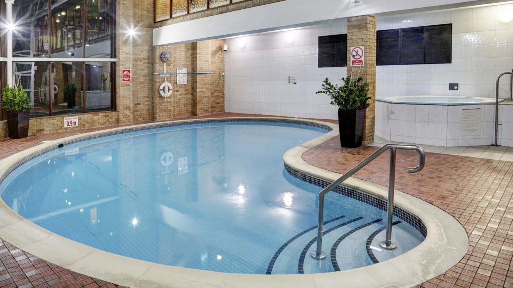 4 star Hotels in Sheffield Mercure Sheffield Kenwood Hall Hotel and Spa Pool area