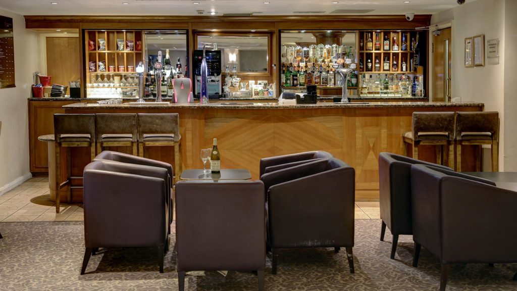 Mercure Sheffield Kenwood Hall Hotel &amp; Spa Lounge Bar