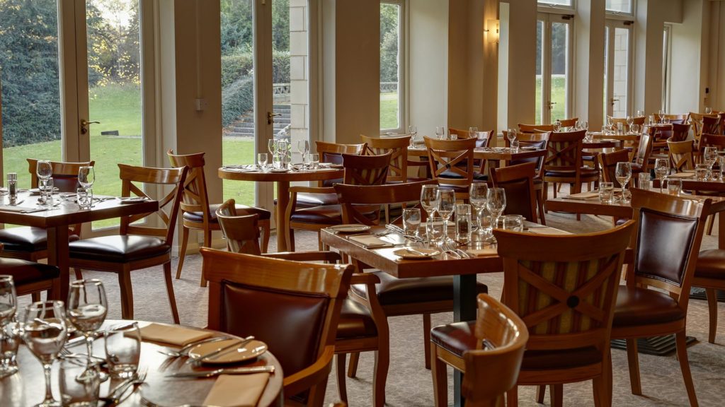 Mercure Sheffield Kenwood Hall Hotel &amp; Spa Restaurant 2