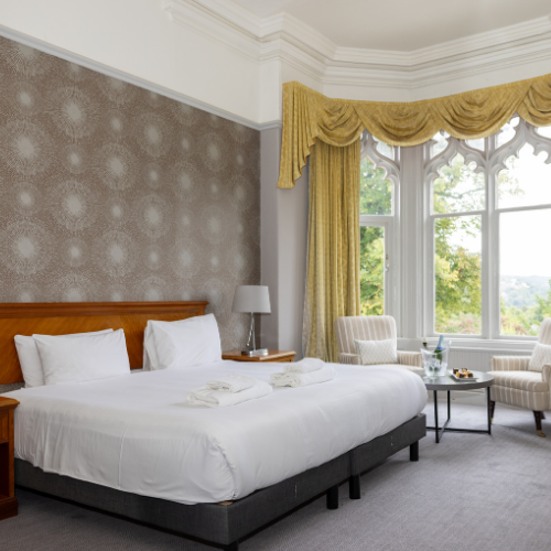 Mercure Sheffield Kenwood Hall Hotel and Spa Bedroom